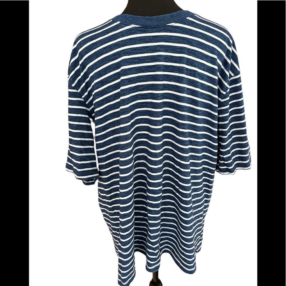 ORVIS cotton blend blue striped tee shirt, size L